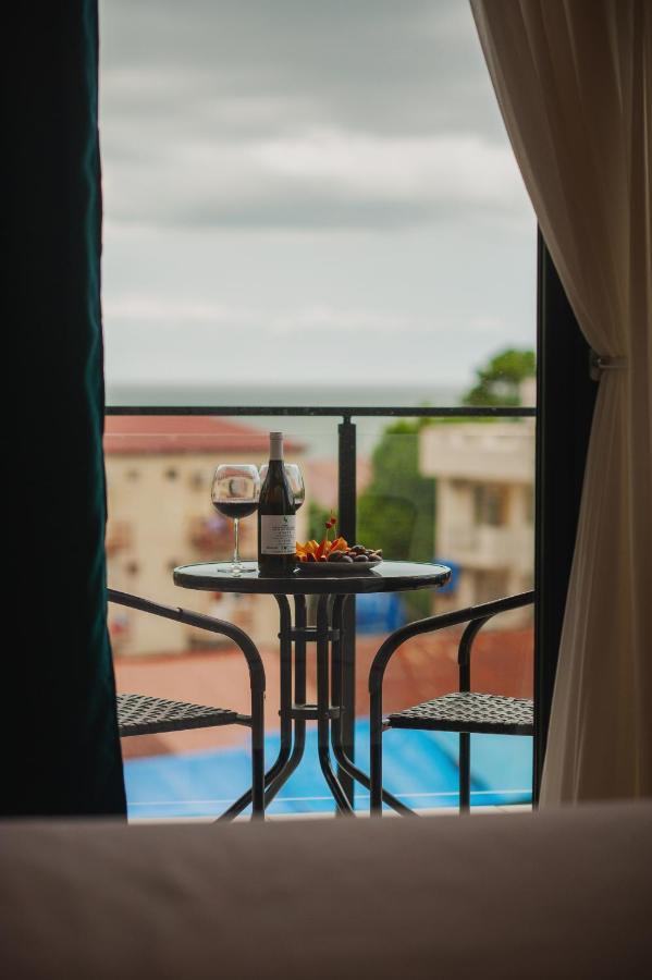 Ritsa Resort Ureki Exteriér fotografie